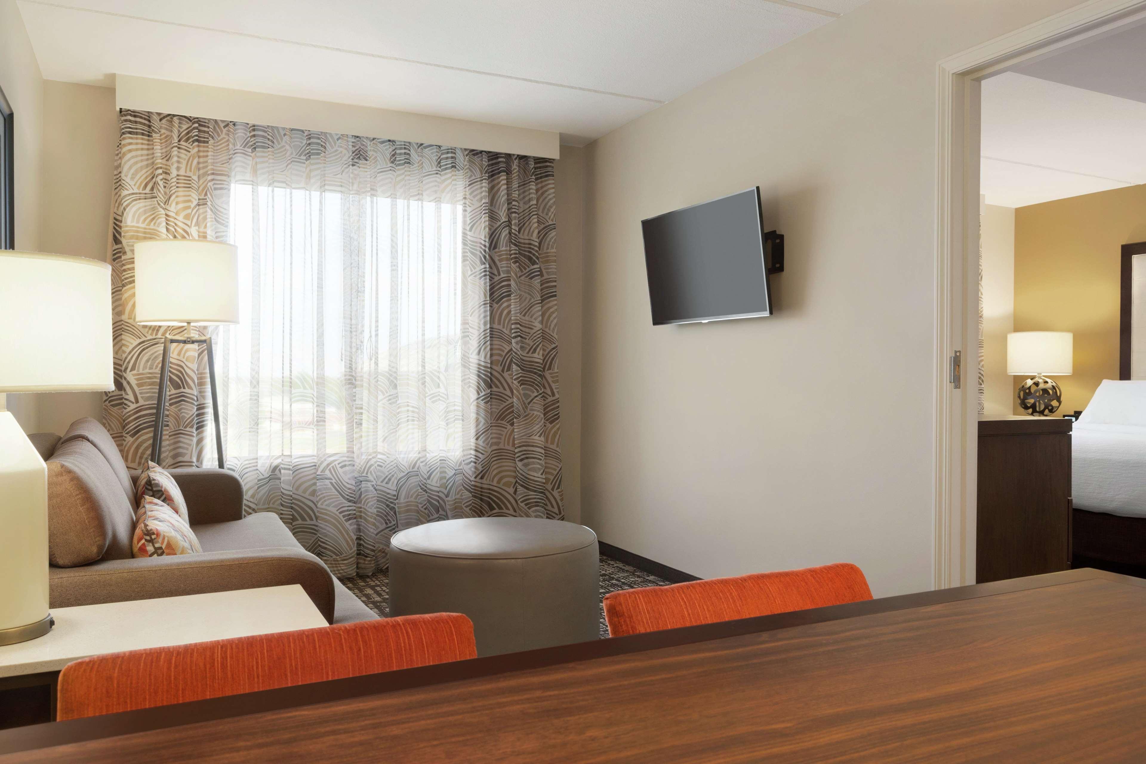 Embassy Suites Oklahoma City Downtown/Medical Center Ngoại thất bức ảnh