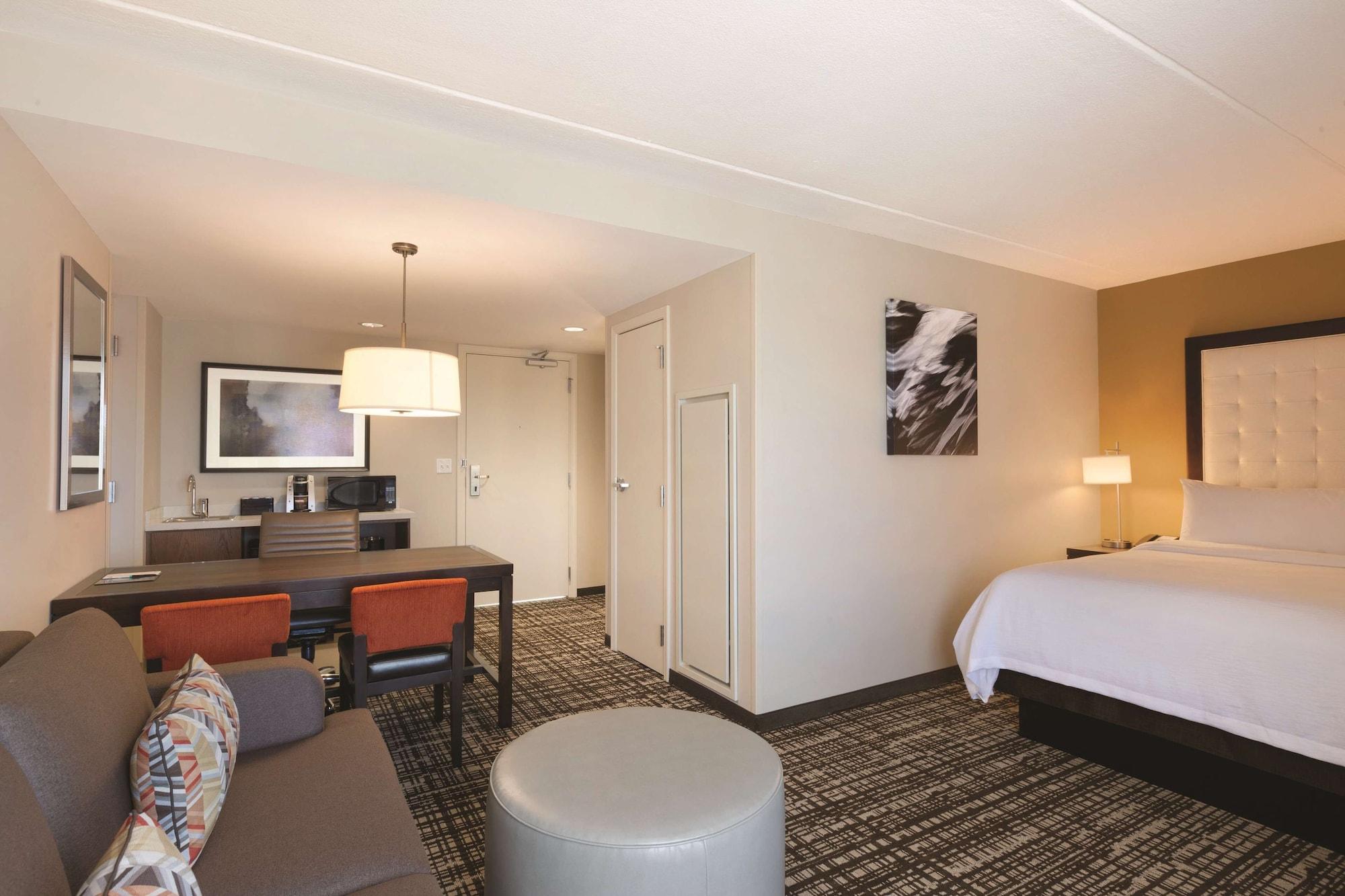 Embassy Suites Oklahoma City Downtown/Medical Center Ngoại thất bức ảnh