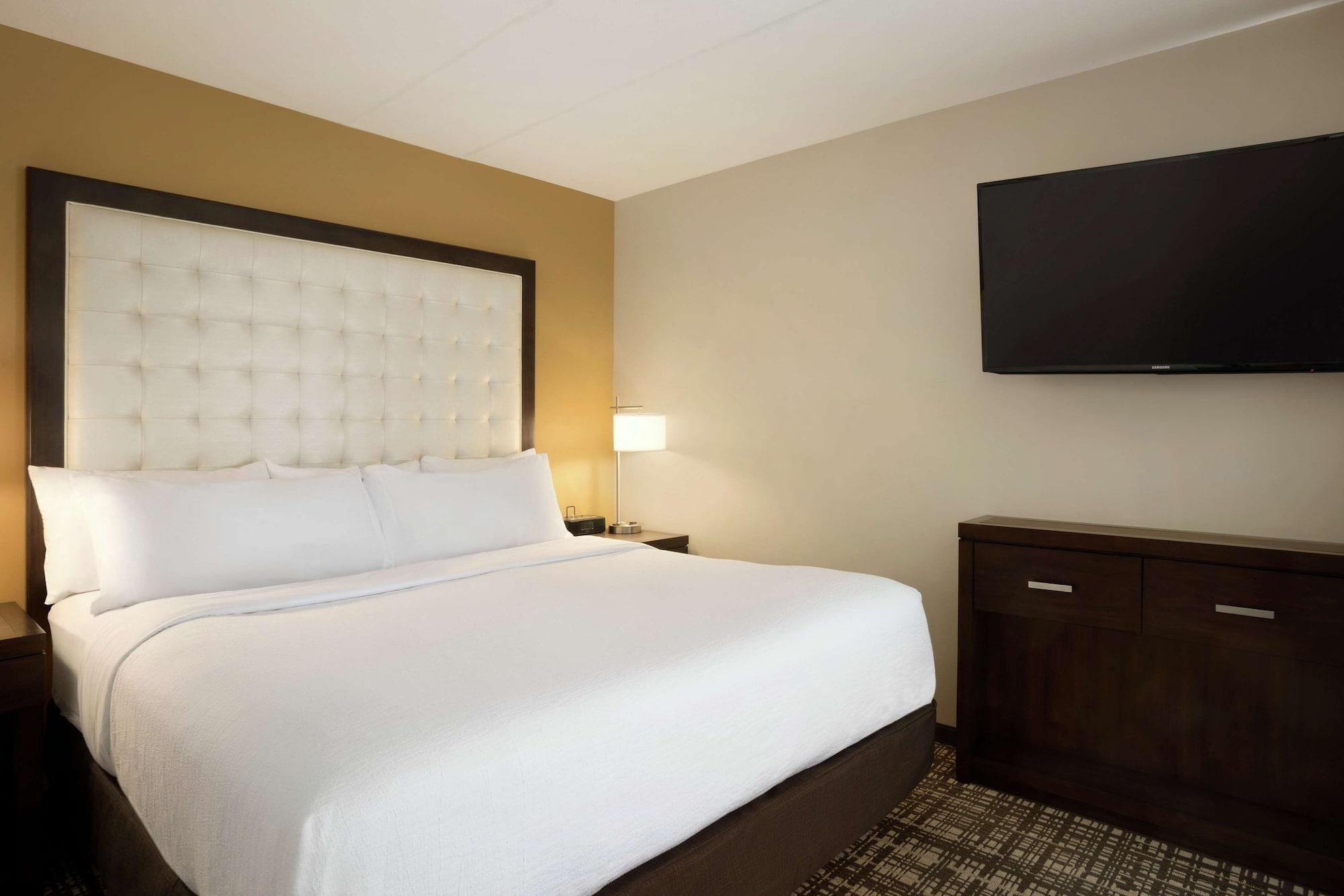 Embassy Suites Oklahoma City Downtown/Medical Center Ngoại thất bức ảnh
