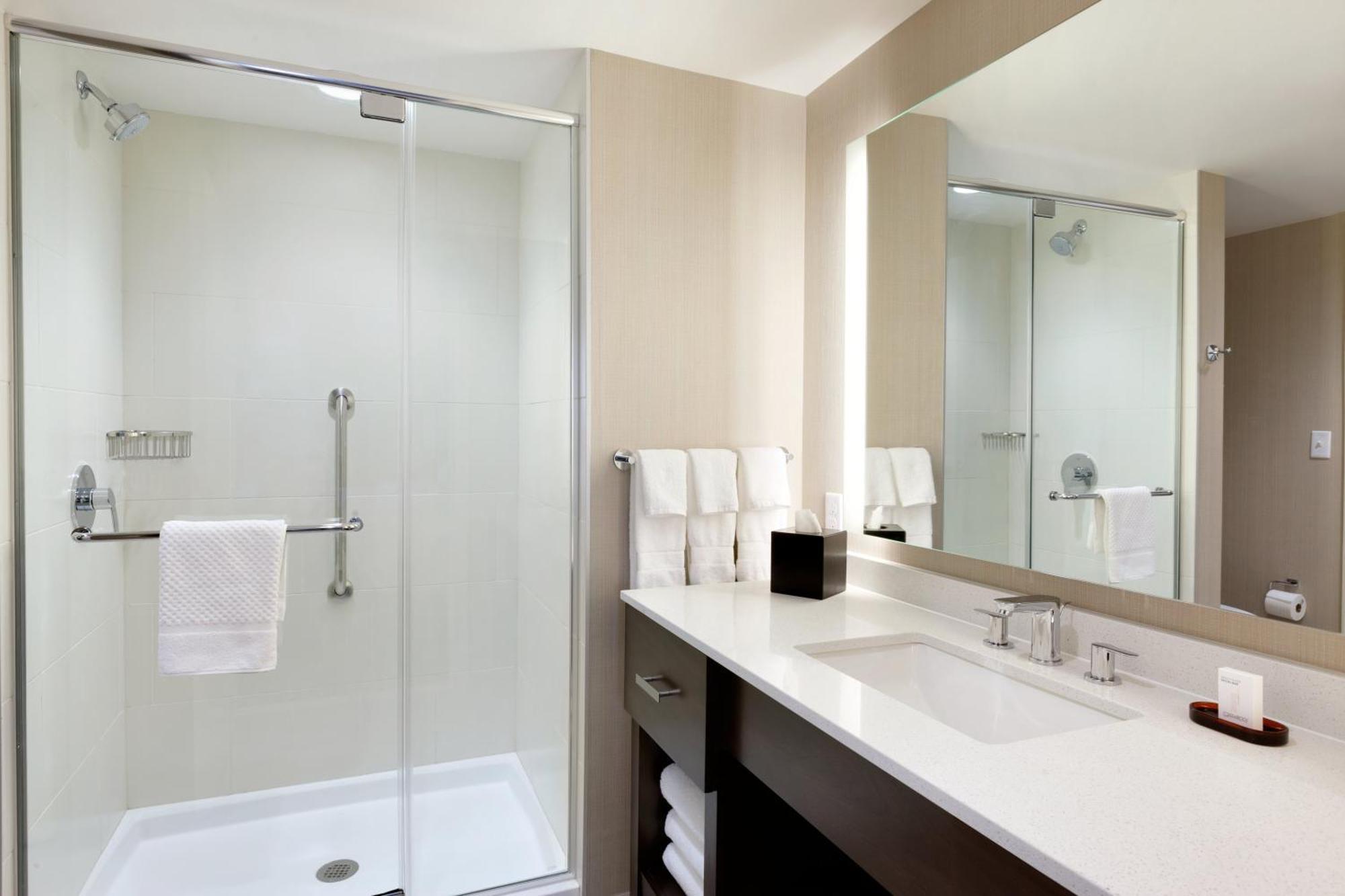 Embassy Suites Oklahoma City Downtown/Medical Center Ngoại thất bức ảnh