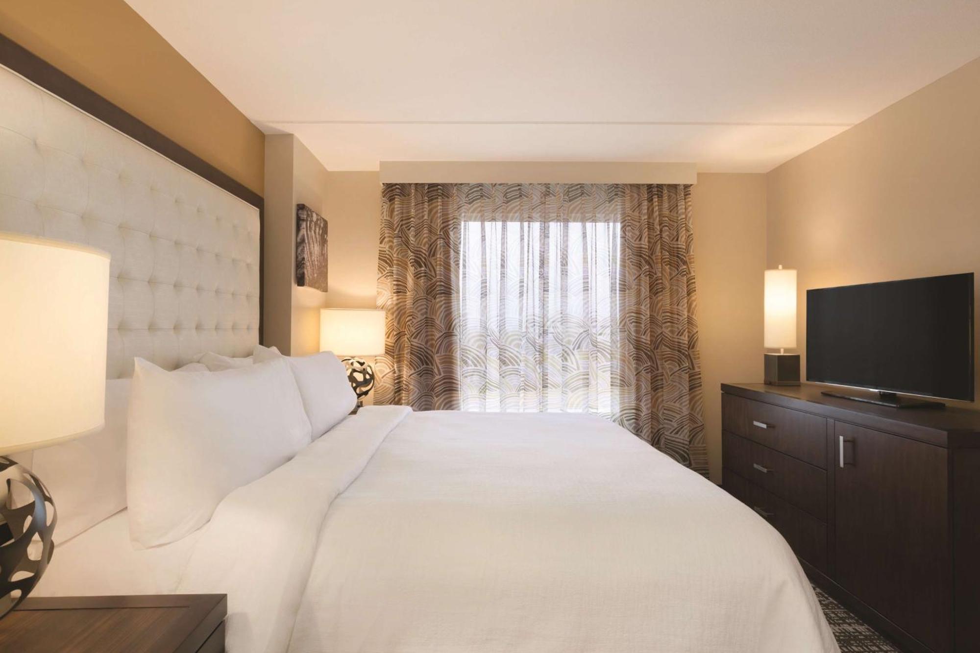 Embassy Suites Oklahoma City Downtown/Medical Center Ngoại thất bức ảnh