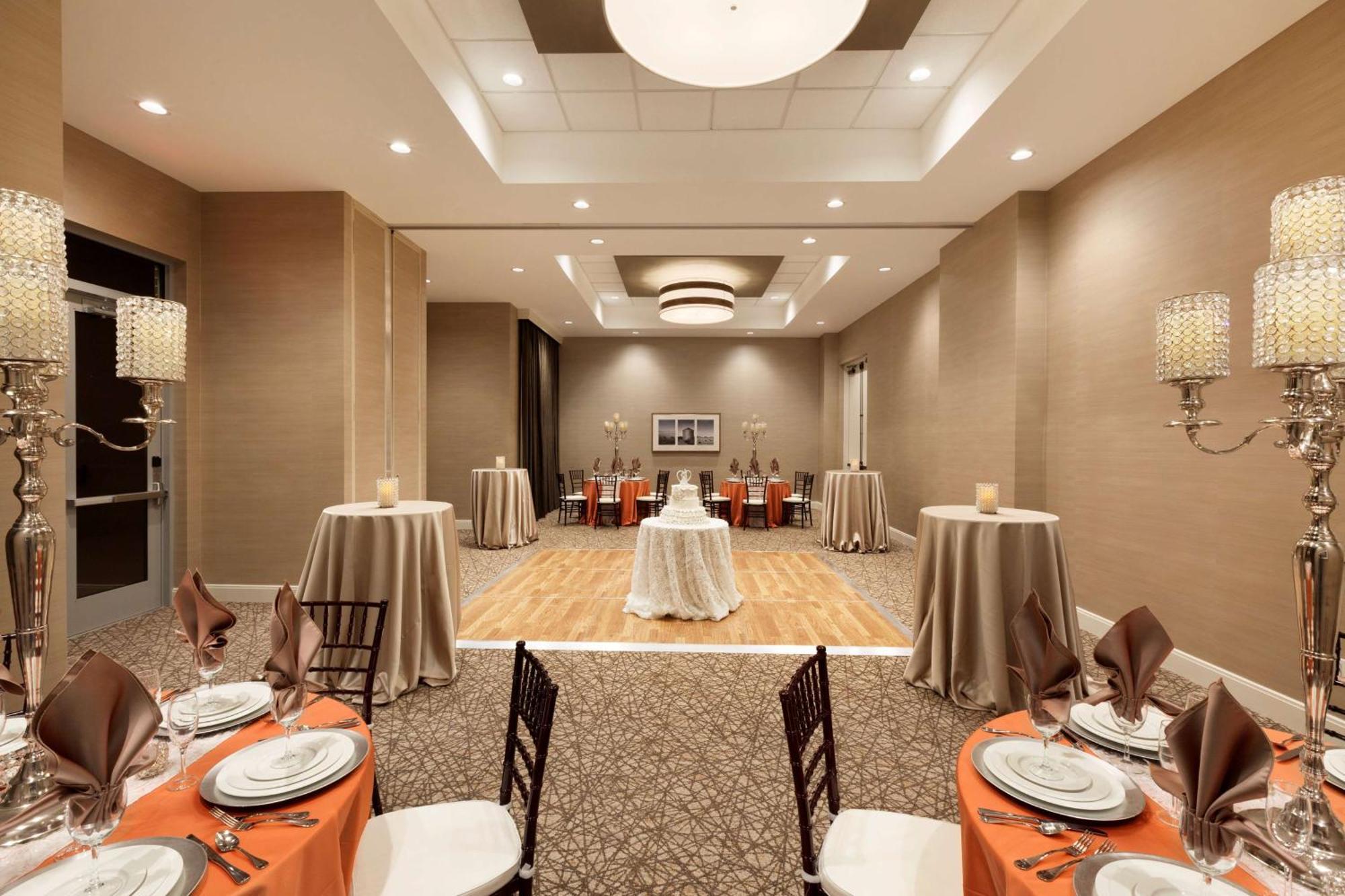 Embassy Suites Oklahoma City Downtown/Medical Center Ngoại thất bức ảnh