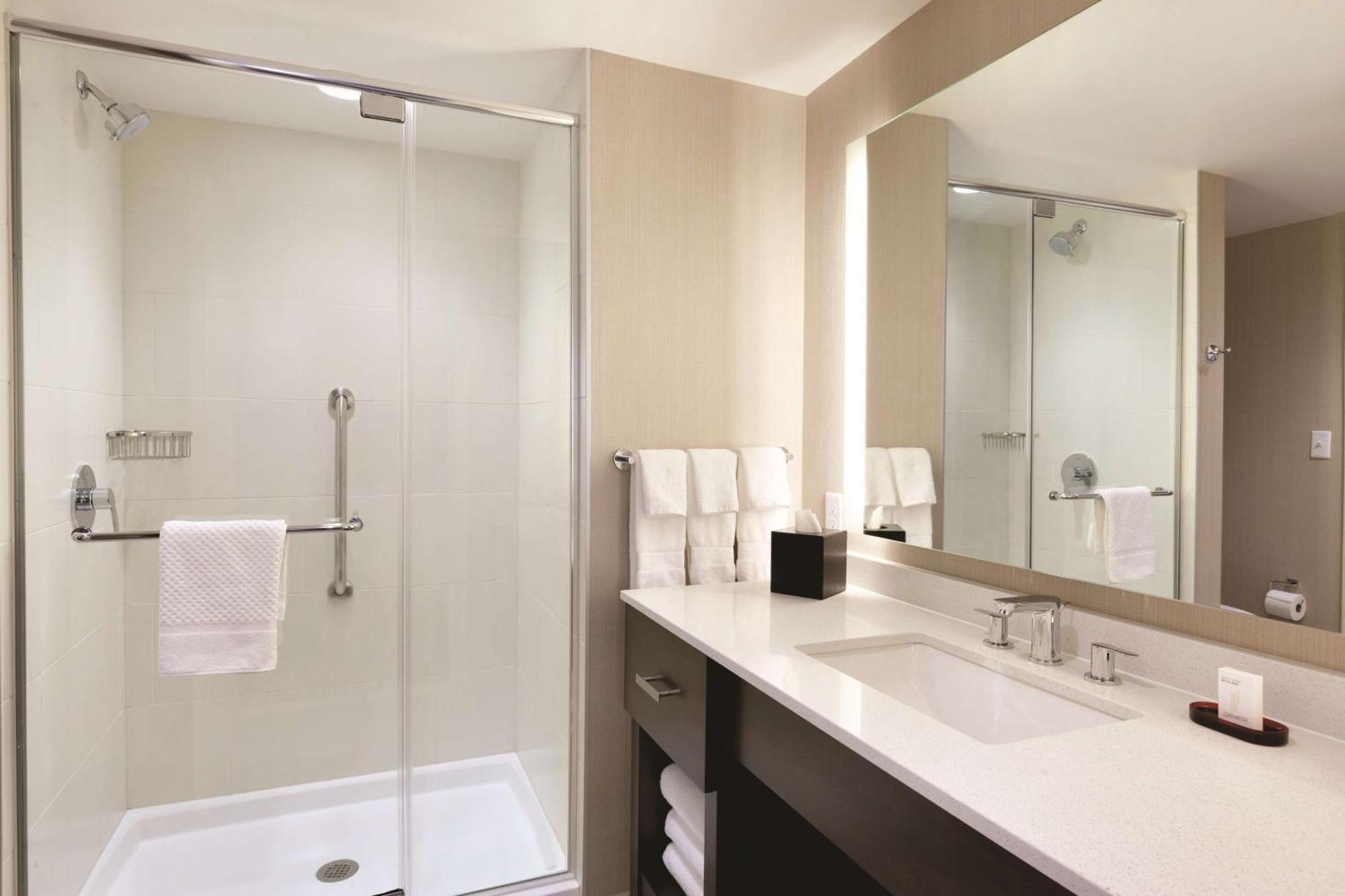 Embassy Suites Oklahoma City Downtown/Medical Center Ngoại thất bức ảnh